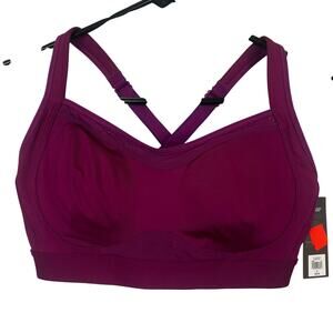 Old Navy Active Sports Bra Adjustable Removable Padding NWT